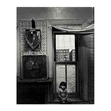 Buce Davidson: EAST 100TH STREET, HARLEM, NEW YORK